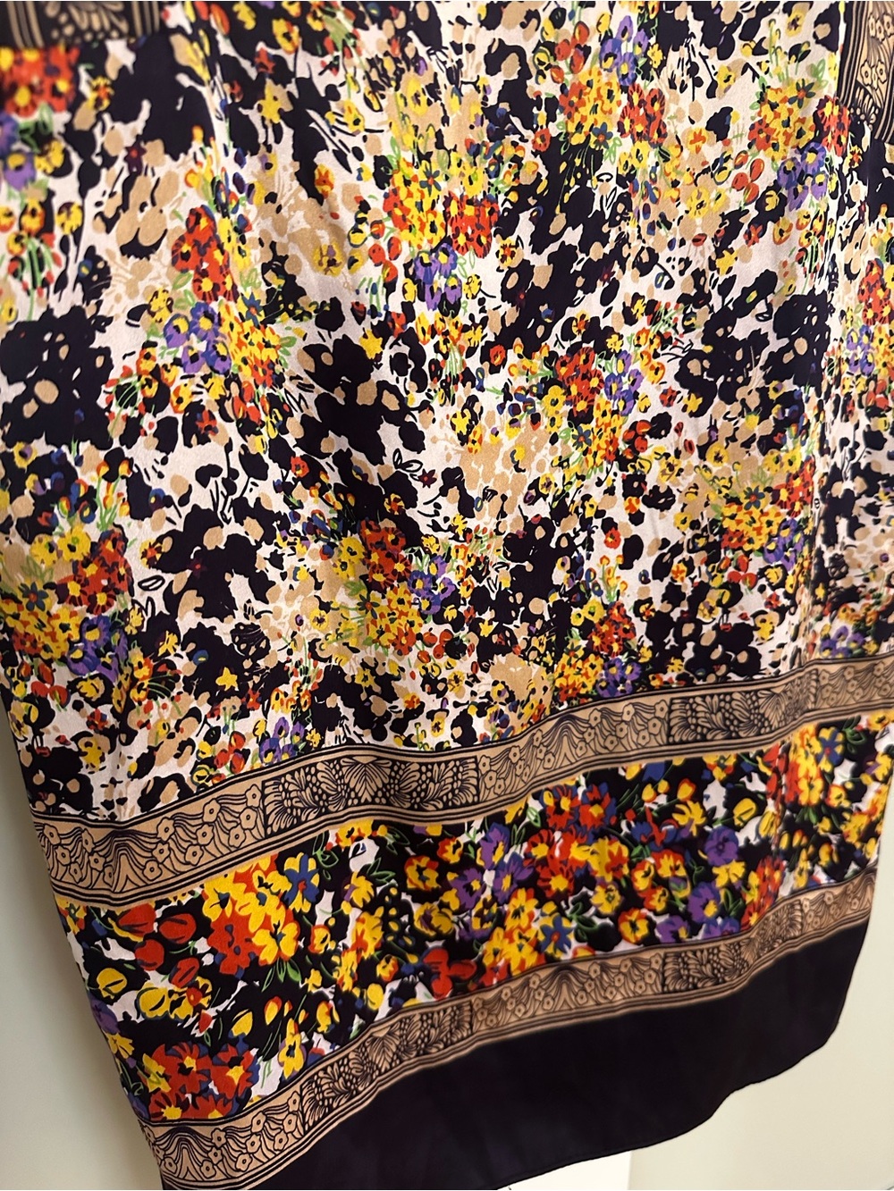 100% SILK D&G Silk Dress - Picture 4 of 5